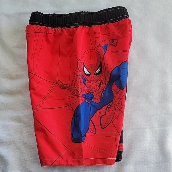 Marble Spider-Man Kids Red and Black Shorts - Picture 5 of 6